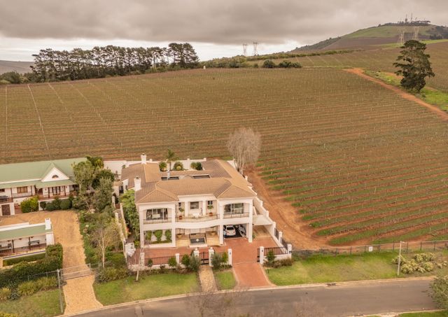 5 Bedroom Property for Sale in Aurora Western Cape